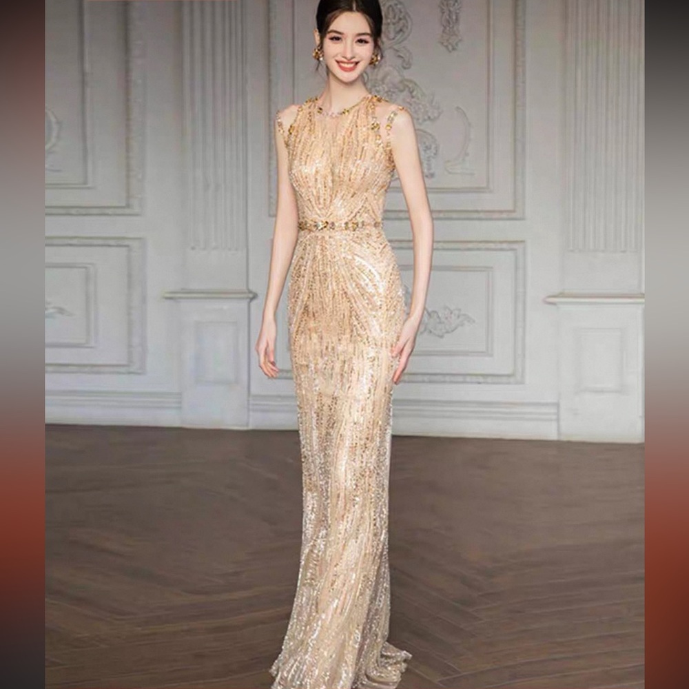 Elegant Gold Sequin Evening Gown